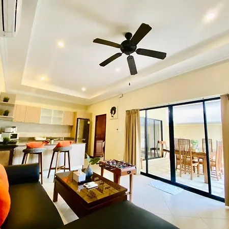 Majestic Residence Poolvillas 2 Bedrooms & Cozy Beach